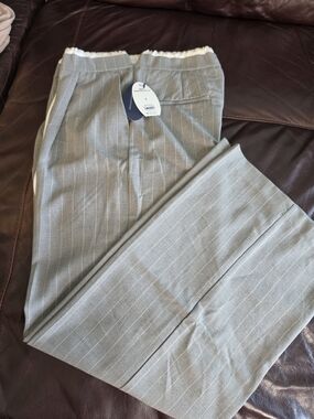 Scoop Women's Pinstripe Dress Pants